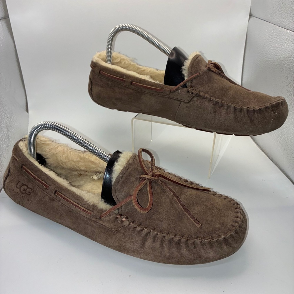 UGG Australia Dakota Espresso Brown Suede Sheepskin Lined Moccasin Slippers 5612